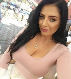 Ина, 34 years old, Bisexual, Woman