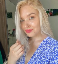 Николина, 33 years old, Bisexual, Woman