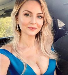 Teodora, 34 years old, Straight, Woman