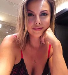Aneliya, 33 years old, Bisexual, Woman