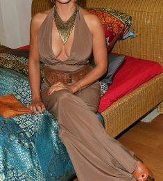 Илиана, 39 years old, Bisexual, Woman