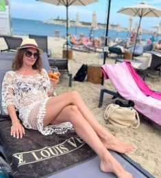 Марта, 42 years old, Straight, Woman
