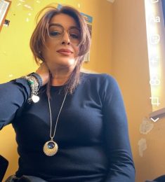 Sonia, 41 years old, Straight, Woman