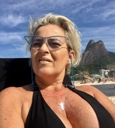 Блага, 50 years old, Bisexual, Woman