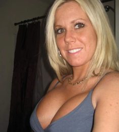 Mima, 46 years old, Straight, Woman