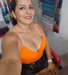 María, 39 years old, Bisexual, Woman