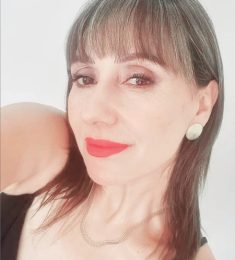 Alicia, 39 years old, Bisexual, Woman