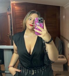Leire, 35 years old, Straight, Woman