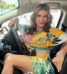 Herminia, 46 years old, Straight, Woman
