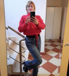 Nieves, 42 years old, Straight, Woman