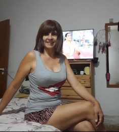Fabiola, 42 years old, Bisexual, Woman