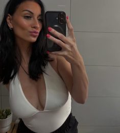 Блага, 35 years old, Bisexual, Woman