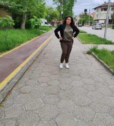 Мадлена, 42 years old, Straight, Woman