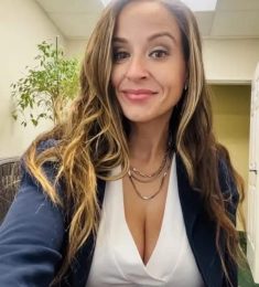 Violeta, 44 years old, Bisexual, Woman