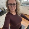 Ona, 45 years old, Bisexual, Woman