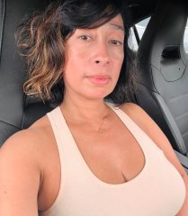 Alma, 44 years old, Straight, Woman