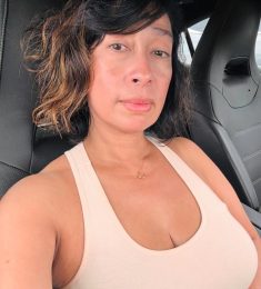 Alma, 44 years old, Straight, Woman
