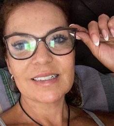 Ona, 42 years old, Straight, Woman