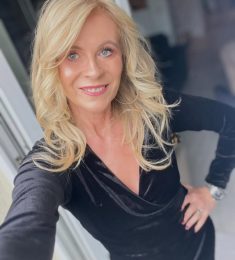 Irene, 45 years old, Straight, Woman