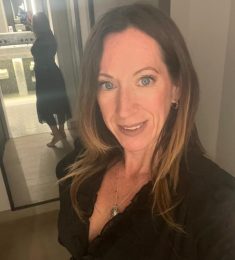 Pilar, 50 years old, Bisexual, Woman