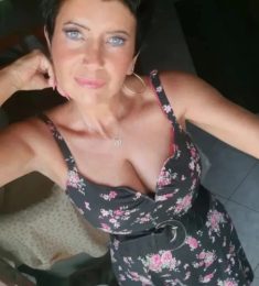 Vanya, 50 years old, Straight, Woman