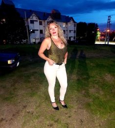 Mimi, 48 years old, Straight, Woman