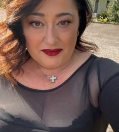 Ani, 48 years old, Bisexual, Woman