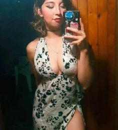 Lora, 32 years old, Straight, Woman