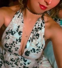 Kamelia, 33 years old, Bisexual, Woman